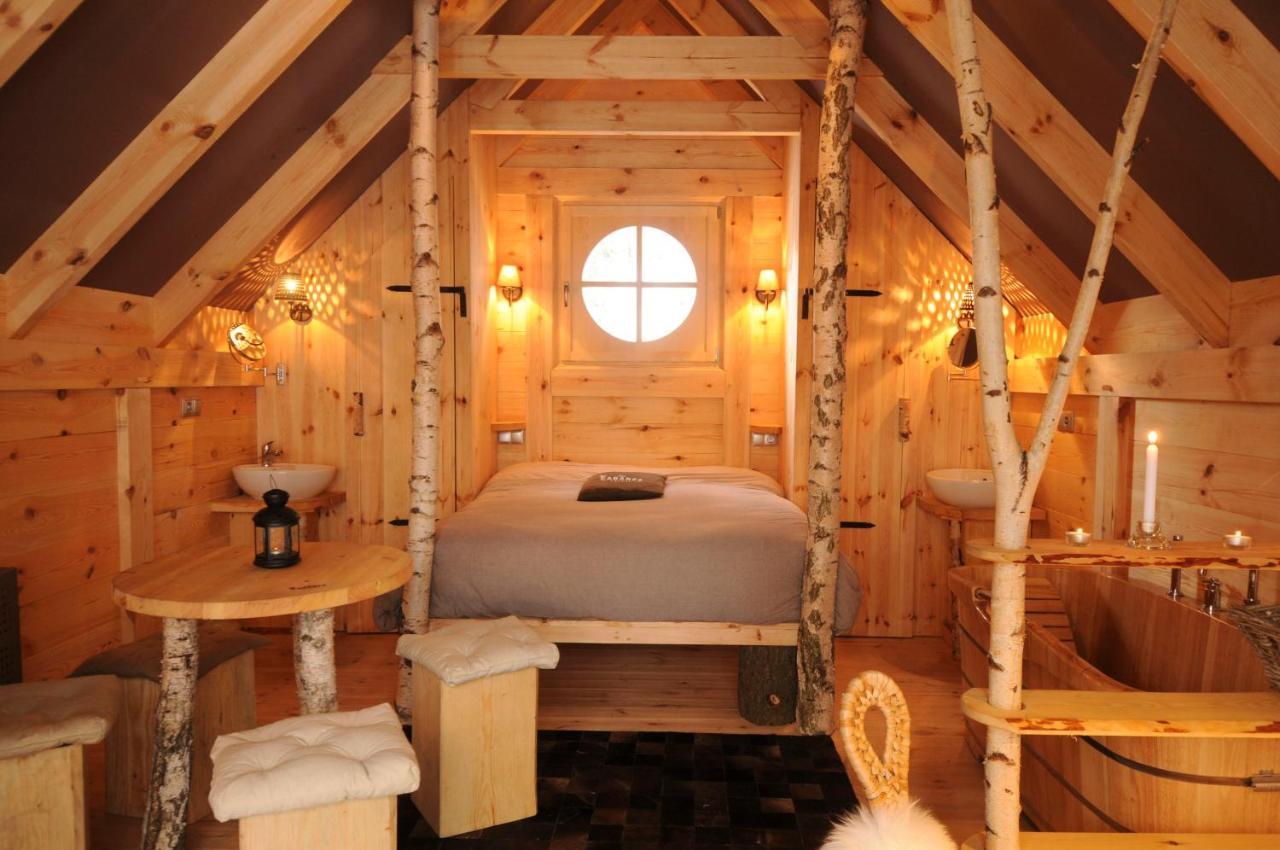 Cabane Lodge Domaine Du Lac Chambon Murol Kültér fotó