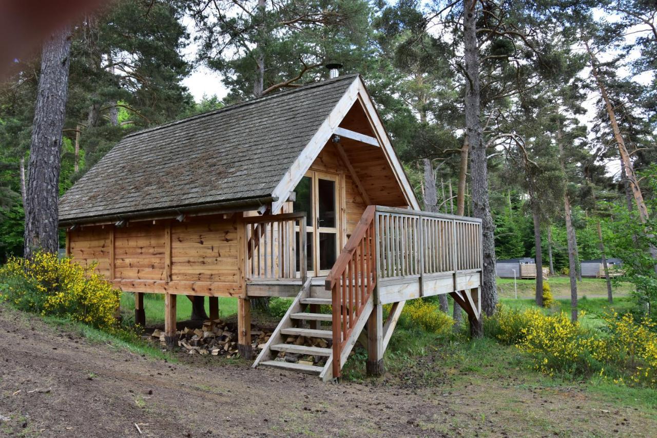 Cabane Lodge Domaine Du Lac Chambon Murol Kültér fotó