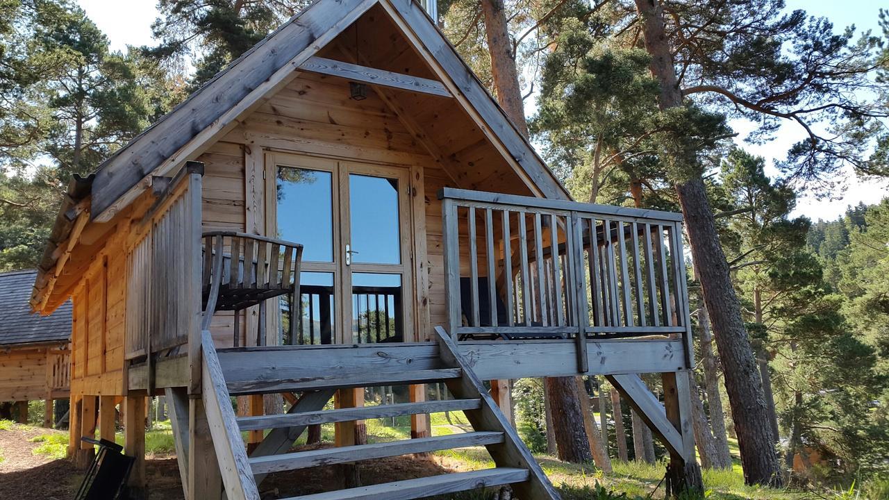 Cabane Lodge Domaine Du Lac Chambon Murol Kültér fotó